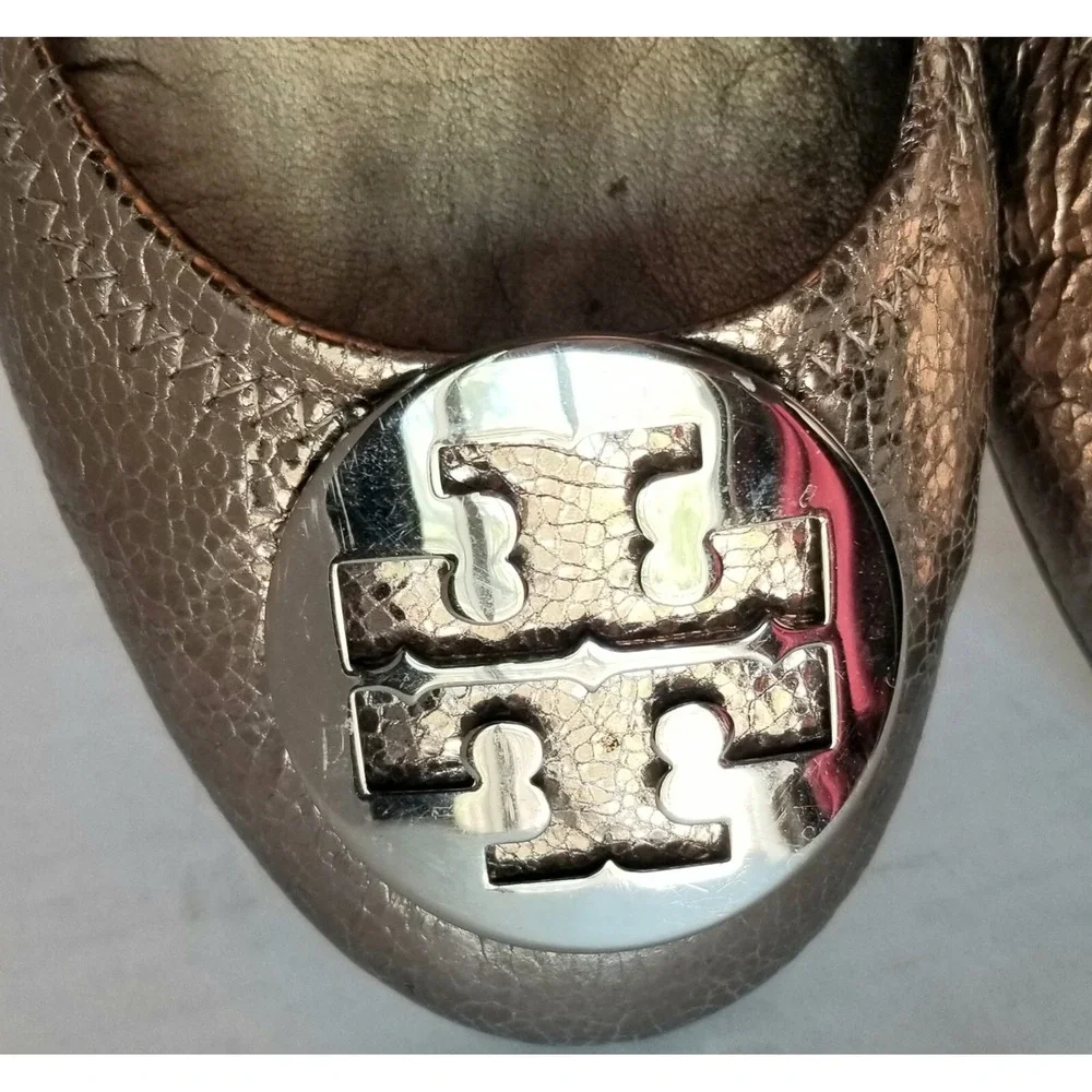 Tory Burch Reva Gold Leather Medallion Logo Ballet Flats Womens 9.5M Slip On
